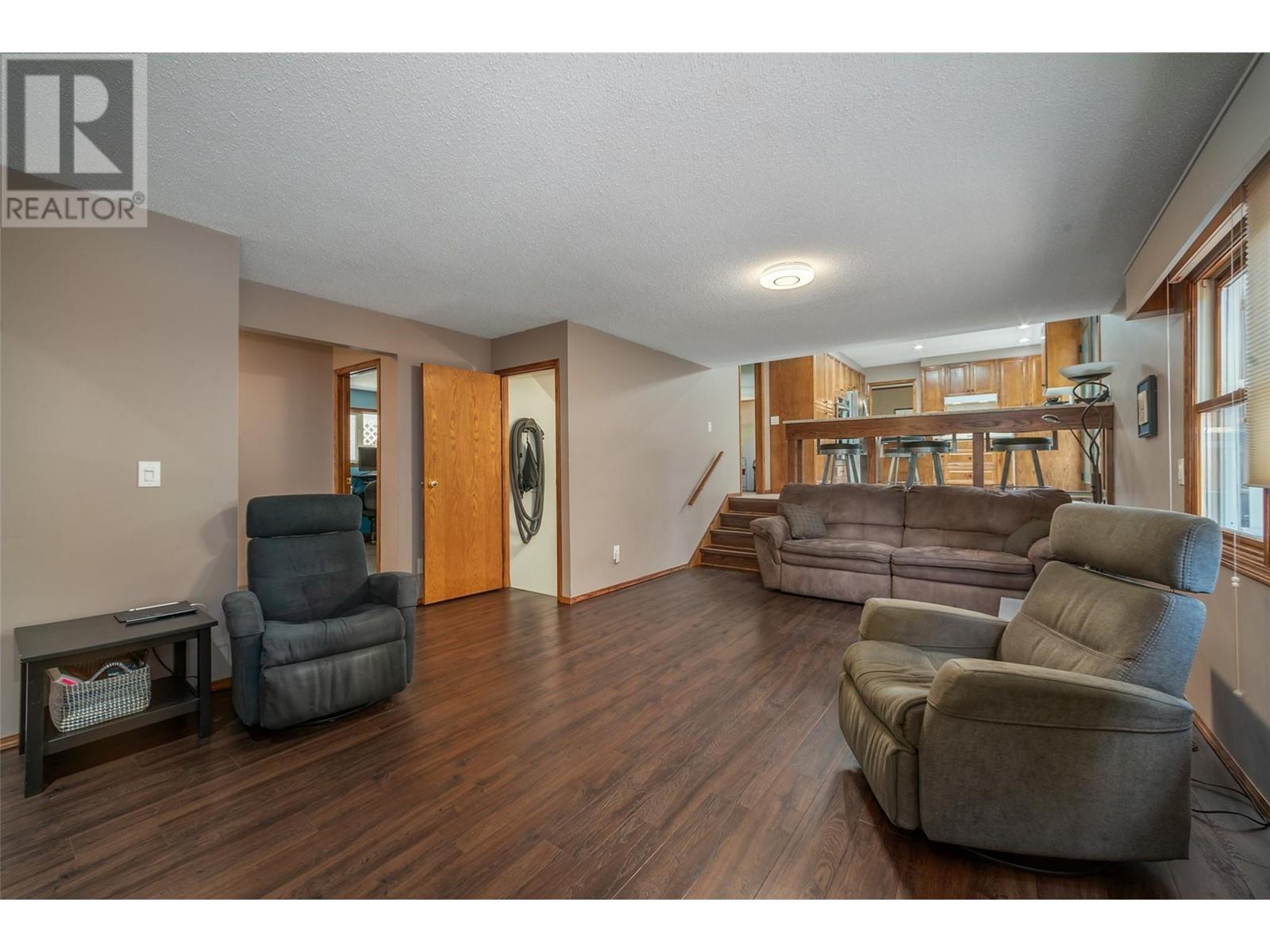 4330 Kirkby Court, Kelowna, British Columbia  V1W 2P1 - Photo 21 - 10319327