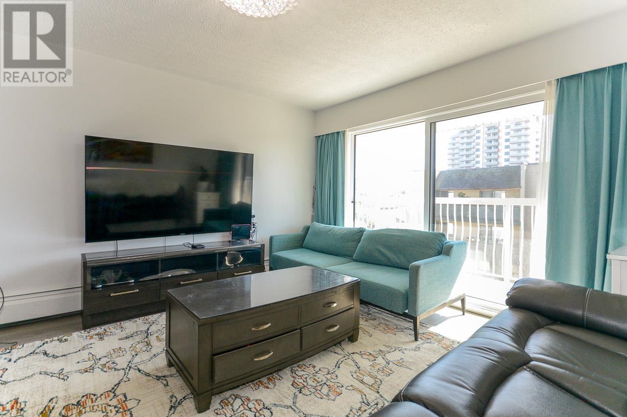 309 6420 Buswell Street, Richmond, British Columbia  V6Y 2E9 - Photo 5 - R2927804