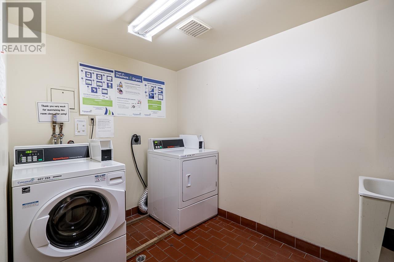 Listing Picture 26 of 27 : 103 1955 WOODWAY PLACE, Burnaby / 本拿比 - 魯藝地產 Yvonne Lu Group - MLS Medallion Club Member