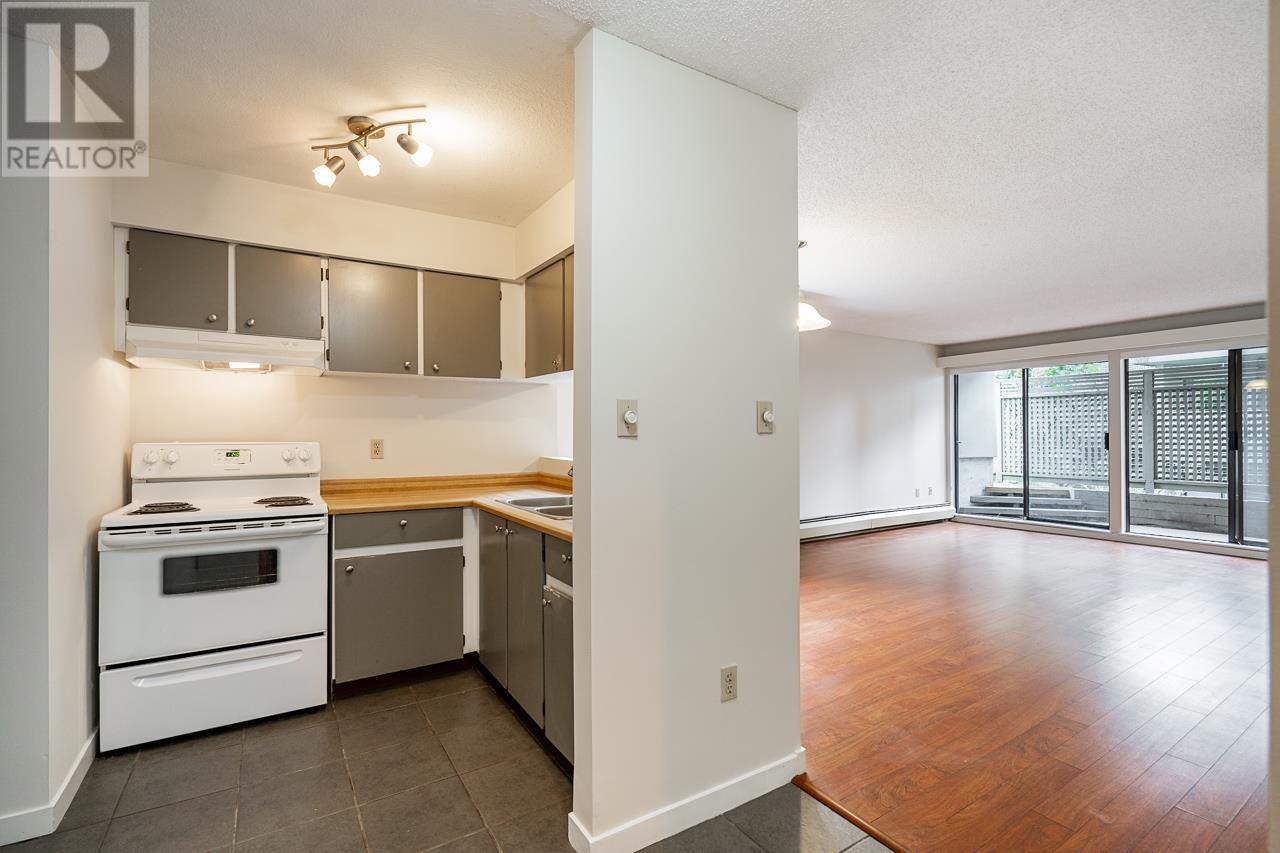 Listing Picture 5 of 27 : 103 1955 WOODWAY PLACE, Burnaby / 本拿比 - 魯藝地產 Yvonne Lu Group - MLS Medallion Club Member