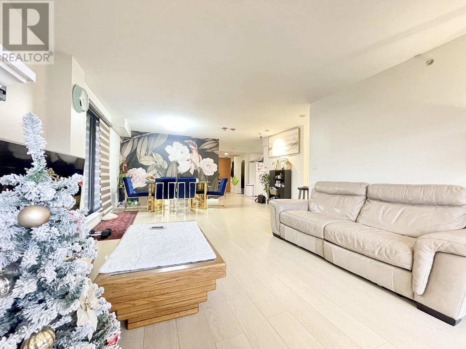 Property at 302 6611 COONEY ROAD image 3