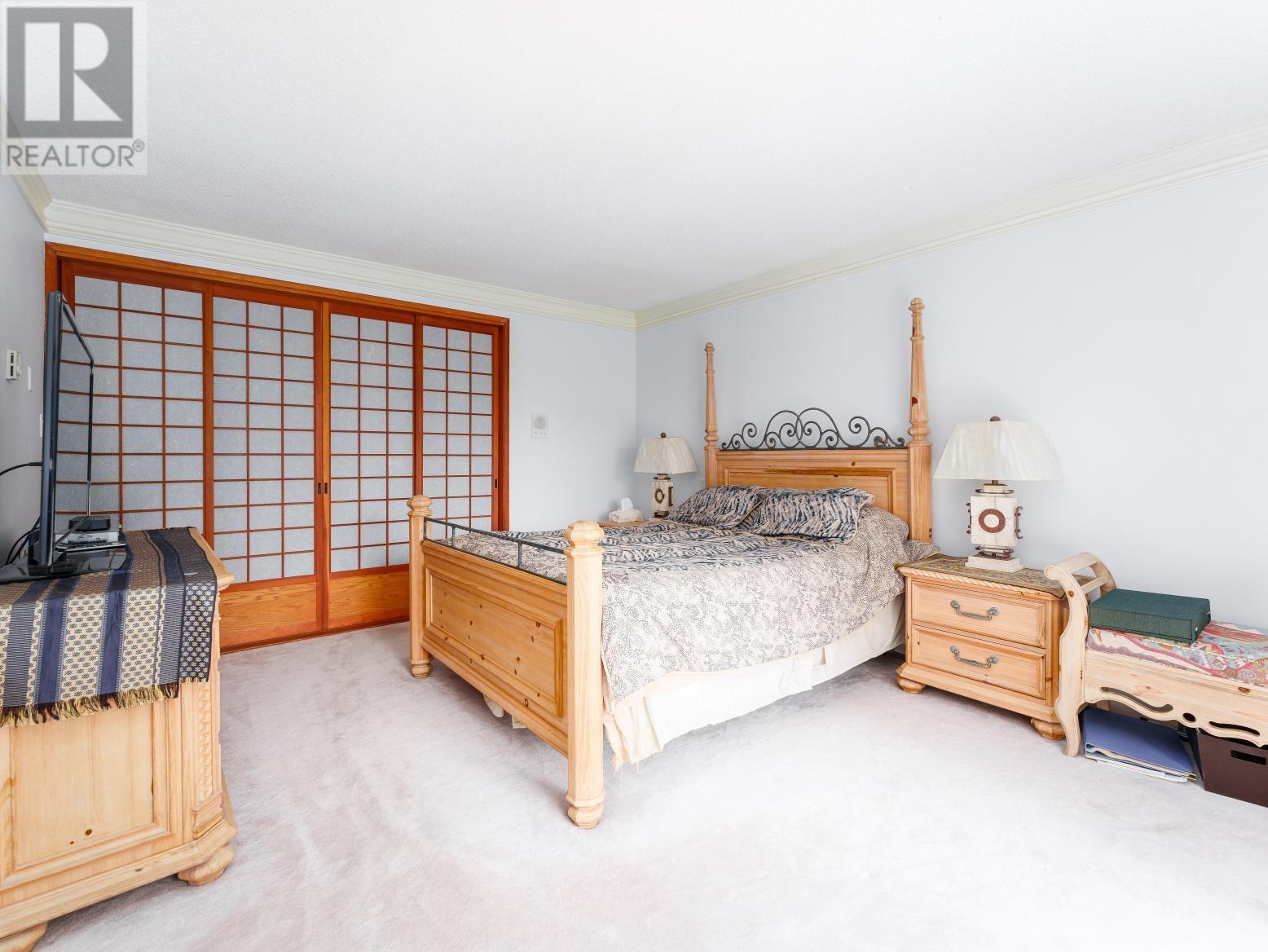 Listing Picture 13 of 21 : 1450 W 40TH AVENUE, Vancouver / 溫哥華 - 魯藝地產 Yvonne Lu Group - MLS Medallion Club Member