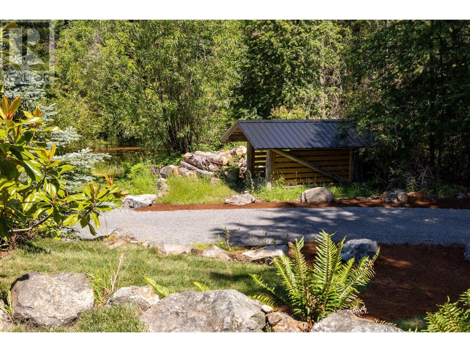 650 Laura Road, Bowen Island, British Columbia  V0N 1G2 - Photo 38 - R2928102