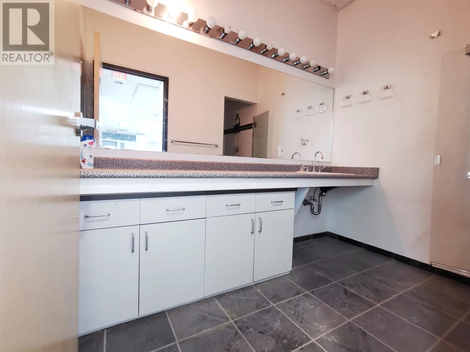 13 3871 North Fraser Way, Burnaby, British Columbia  V5J 5G6 - Photo 15 - C8063101