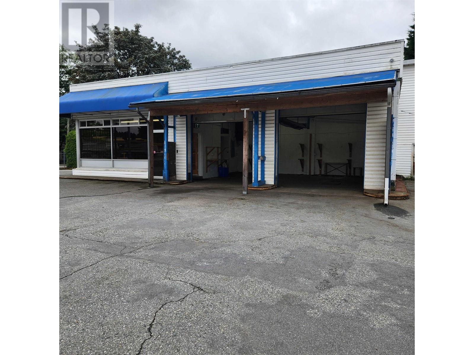 21254 Lougheed Highway, Maple Ridge, British Columbia V2X 2R5 - Photo 4 - C8063108