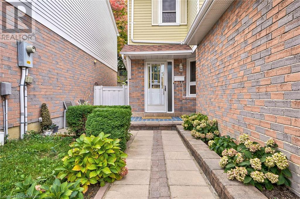 20 SCARFAIR Pathway Unit# 10, toronto, Ontario