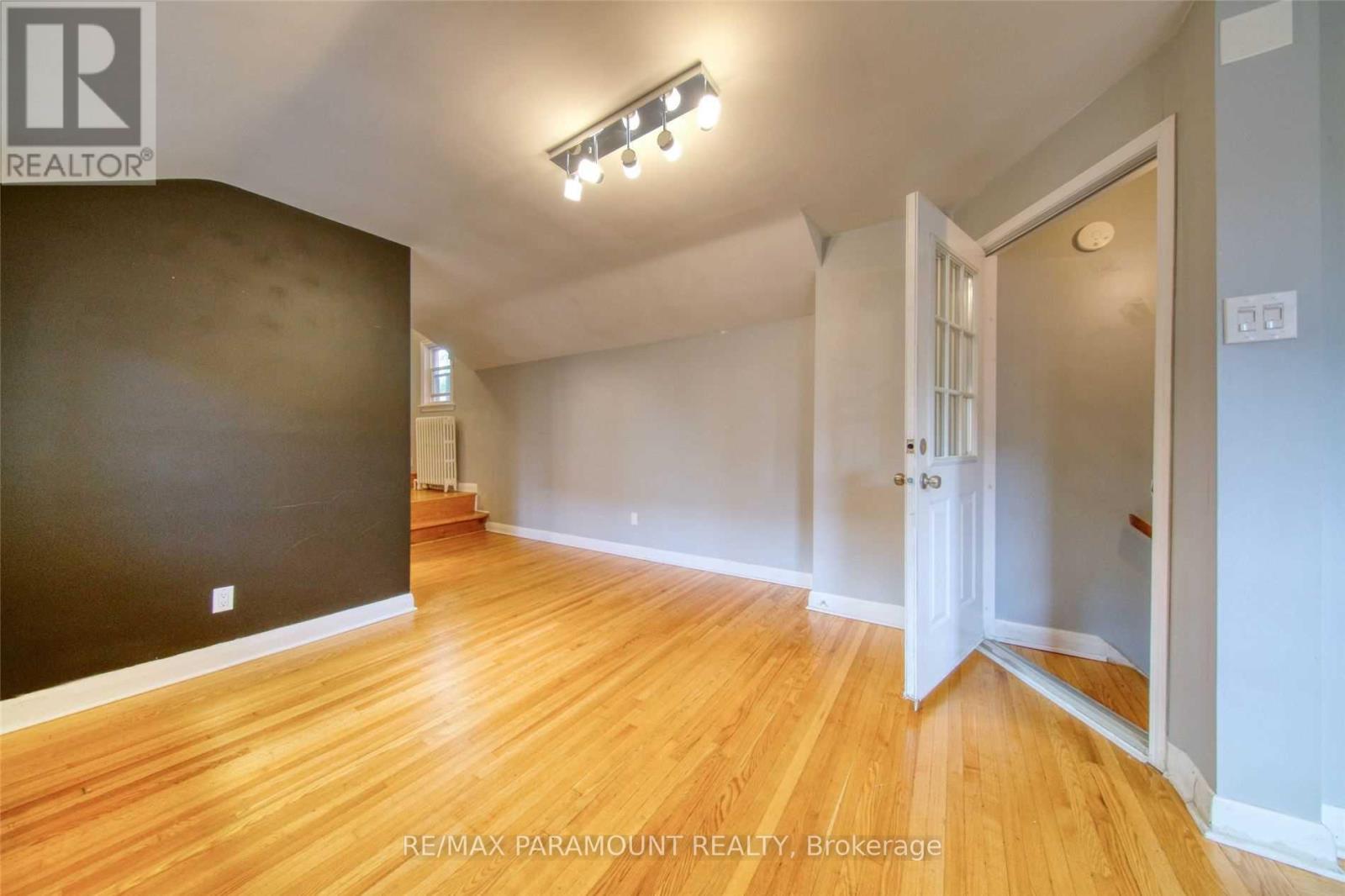 2nd Fl - 291 Pacific Avenue, Toronto (High Park North), Ontario  M6P 2P8 - Photo 10 - W9360447