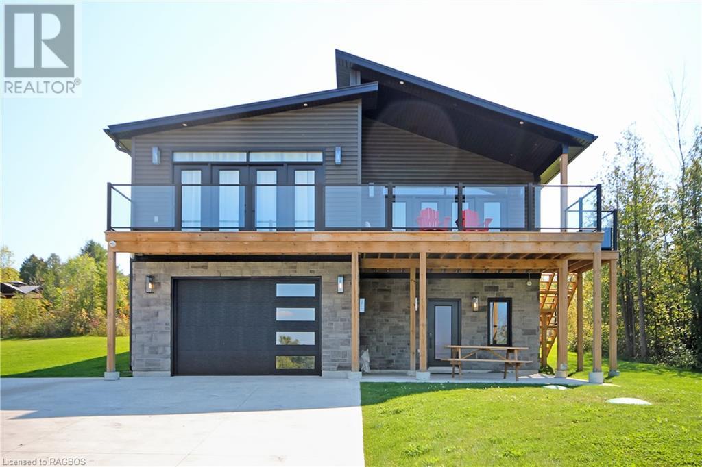 138 Sunset Boulevard, Georgian Bluffs, Ontario  N0H 2T0 - Photo 1 - 40647957