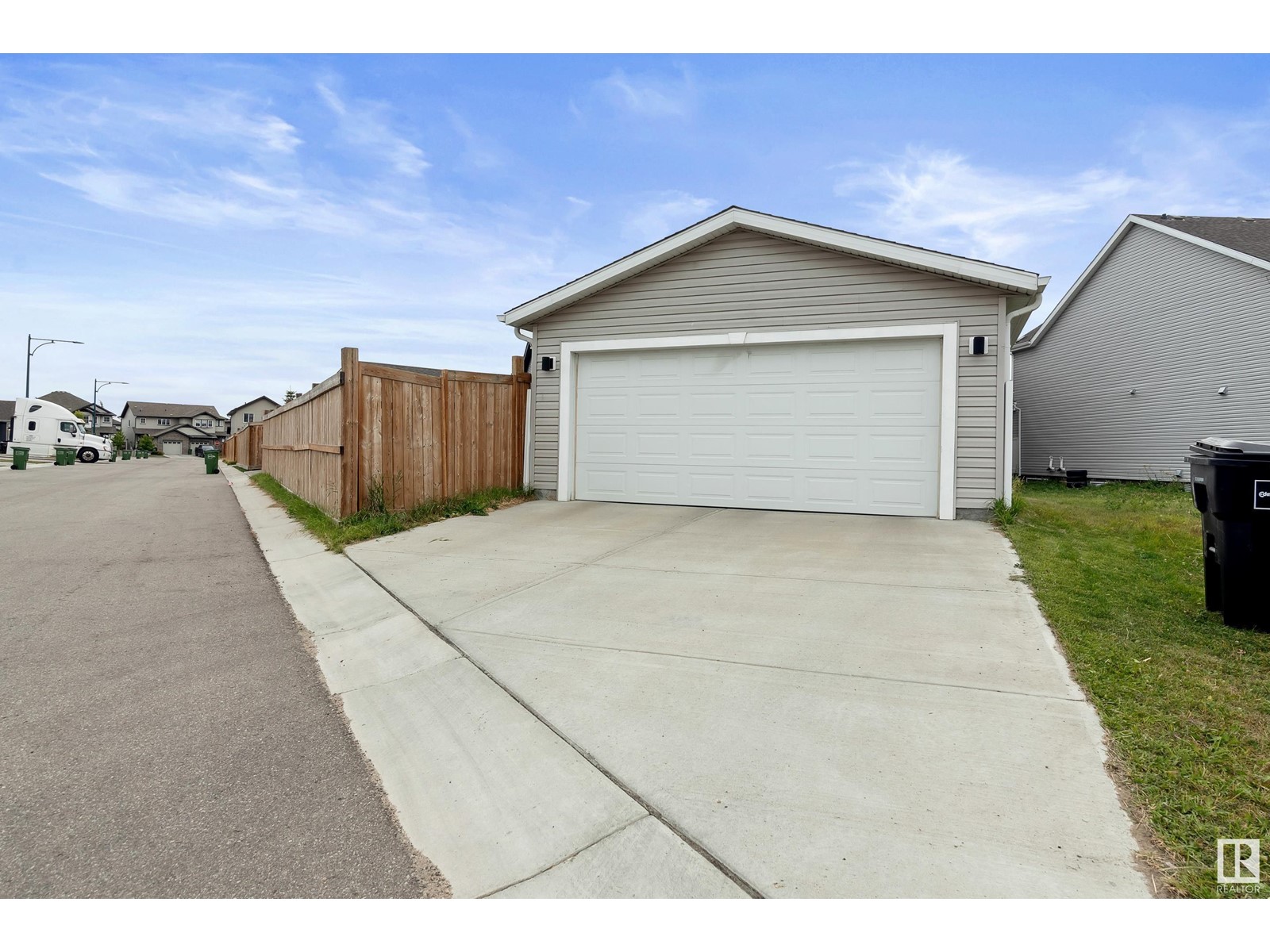 2439 18 Av Nw, Edmonton, Alberta  T6T 2G7 - Photo 39 - E4407215