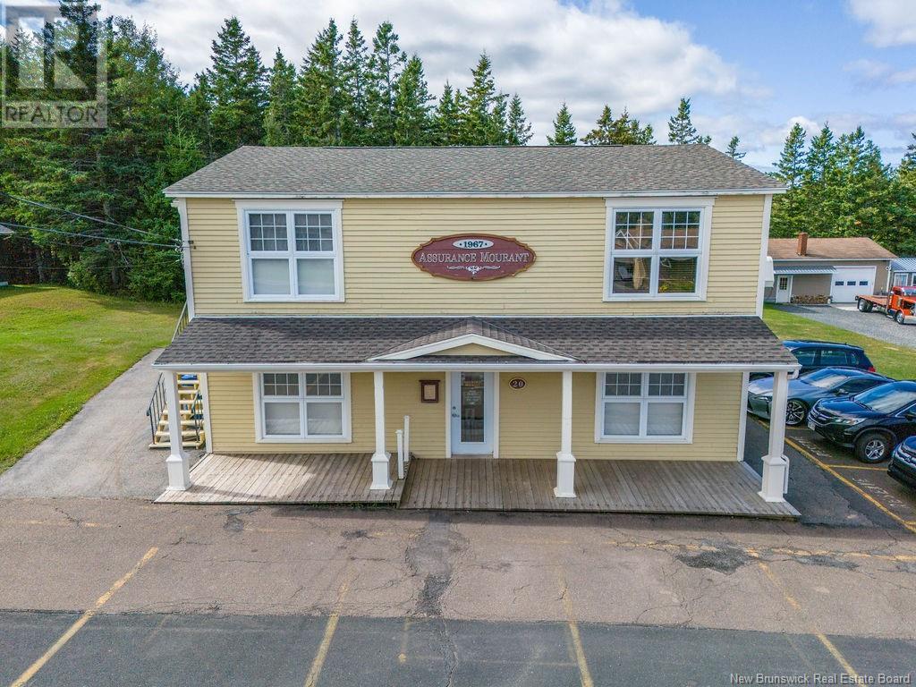 20 Rue Du Portage, Caraquet, New Brunswick  E1W 1B7 - Photo 1 - NB106110