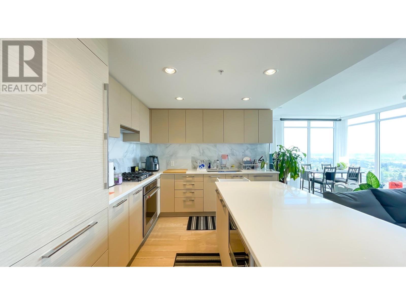 2708 6700 Dunblane Avenue, Burnaby, British Columbia  V5H 0J3 - Photo 1 - R2927868