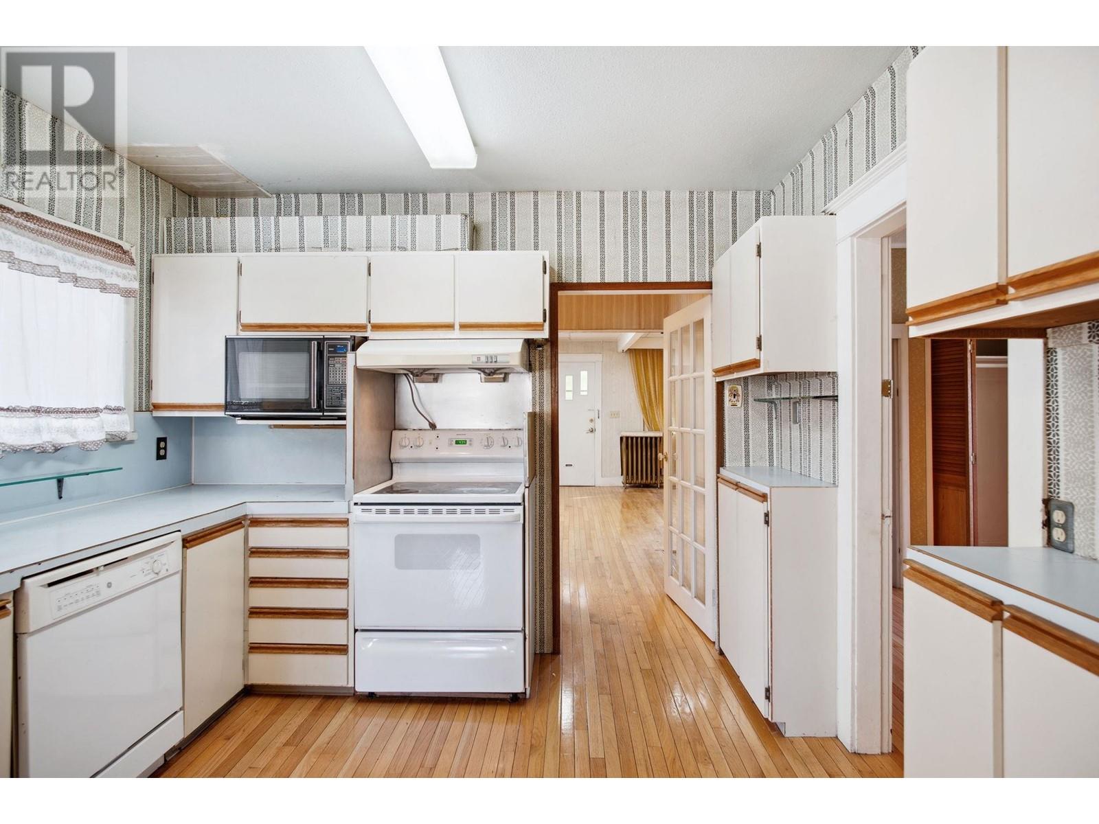 45 W 15th Avenue, Vancouver, British Columbia V5Y 1X7 - Photo 14 - R2927898