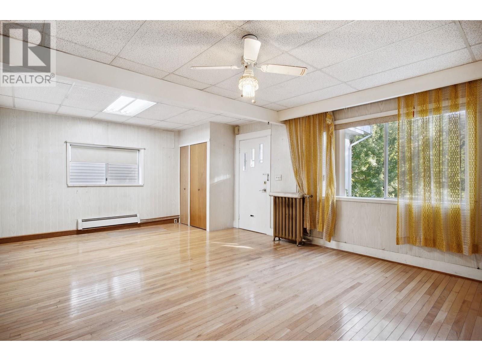 45 W 15th Avenue, Vancouver, British Columbia V5Y 1X7 - Photo 5 - R2927898