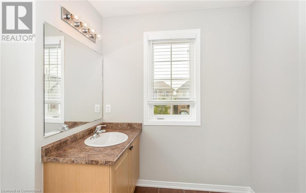 83 Bankfield Crescent, Stoney Creek, Ontario L8J 0C1 - Photo 35 - 40650758