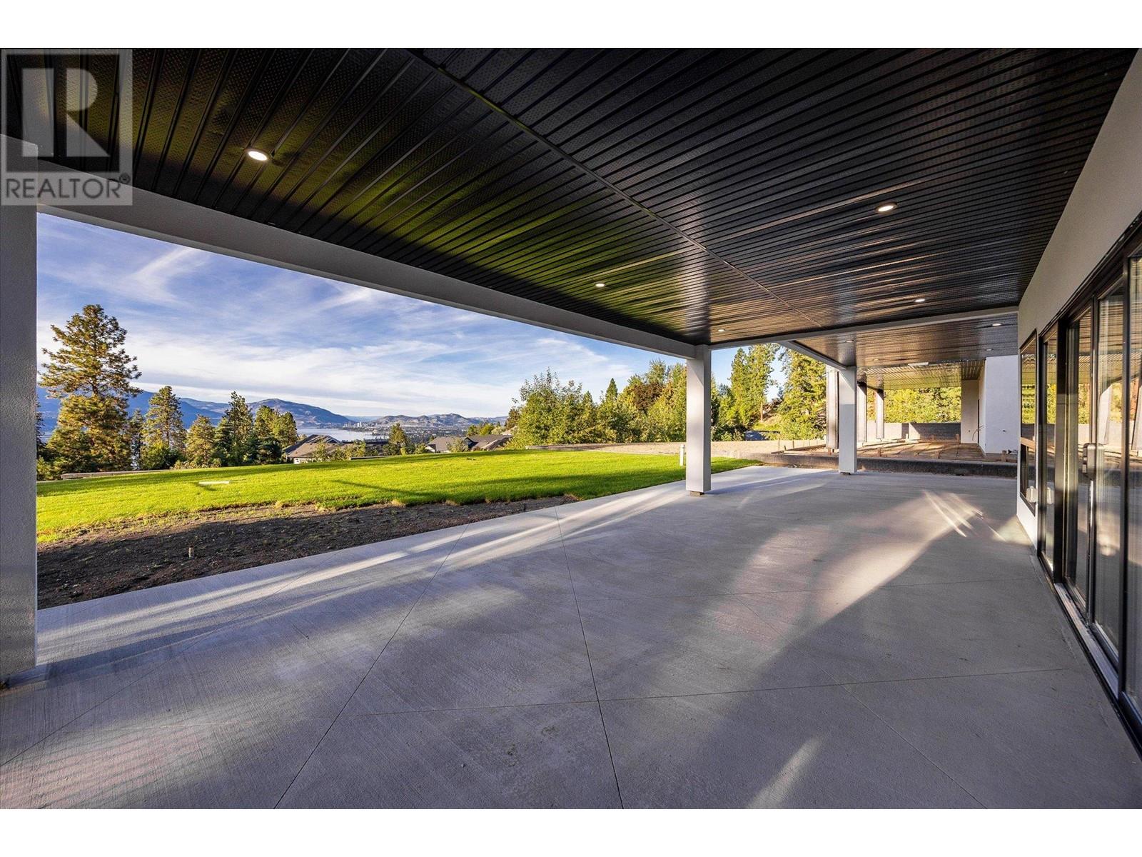 528 Hawes Court Kelowna