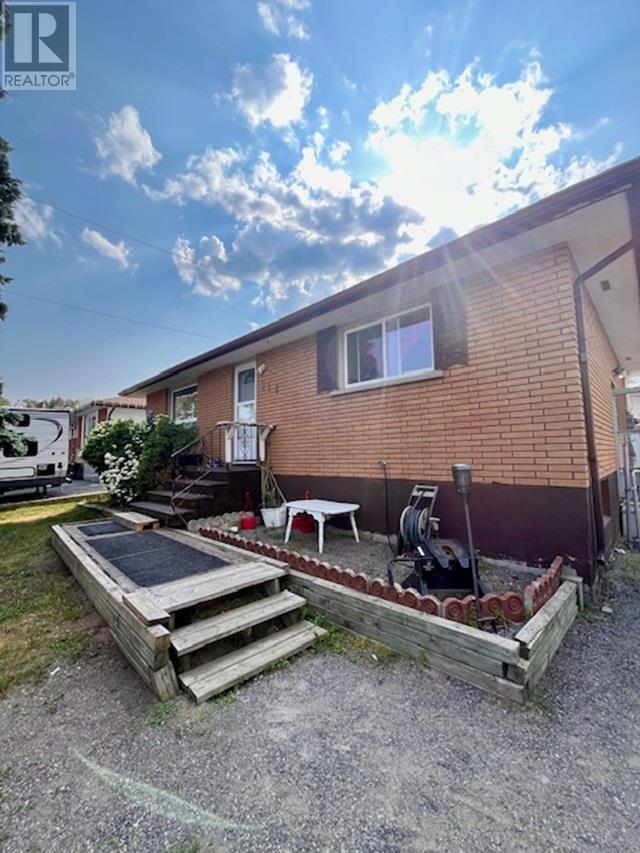 116 Huntington Ct, Thunder Bay, Ontario  P7C 2B4 - Photo 6 - TB242636