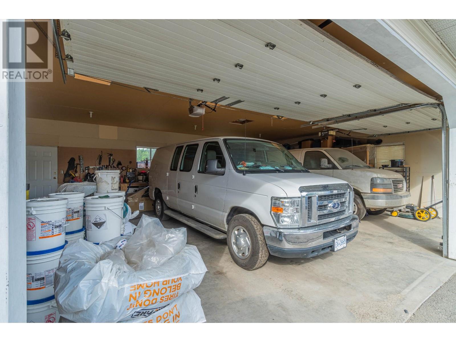 1955 Parkcrest Ave, Kamloops, British Columbia   - Photo 6 - 181046