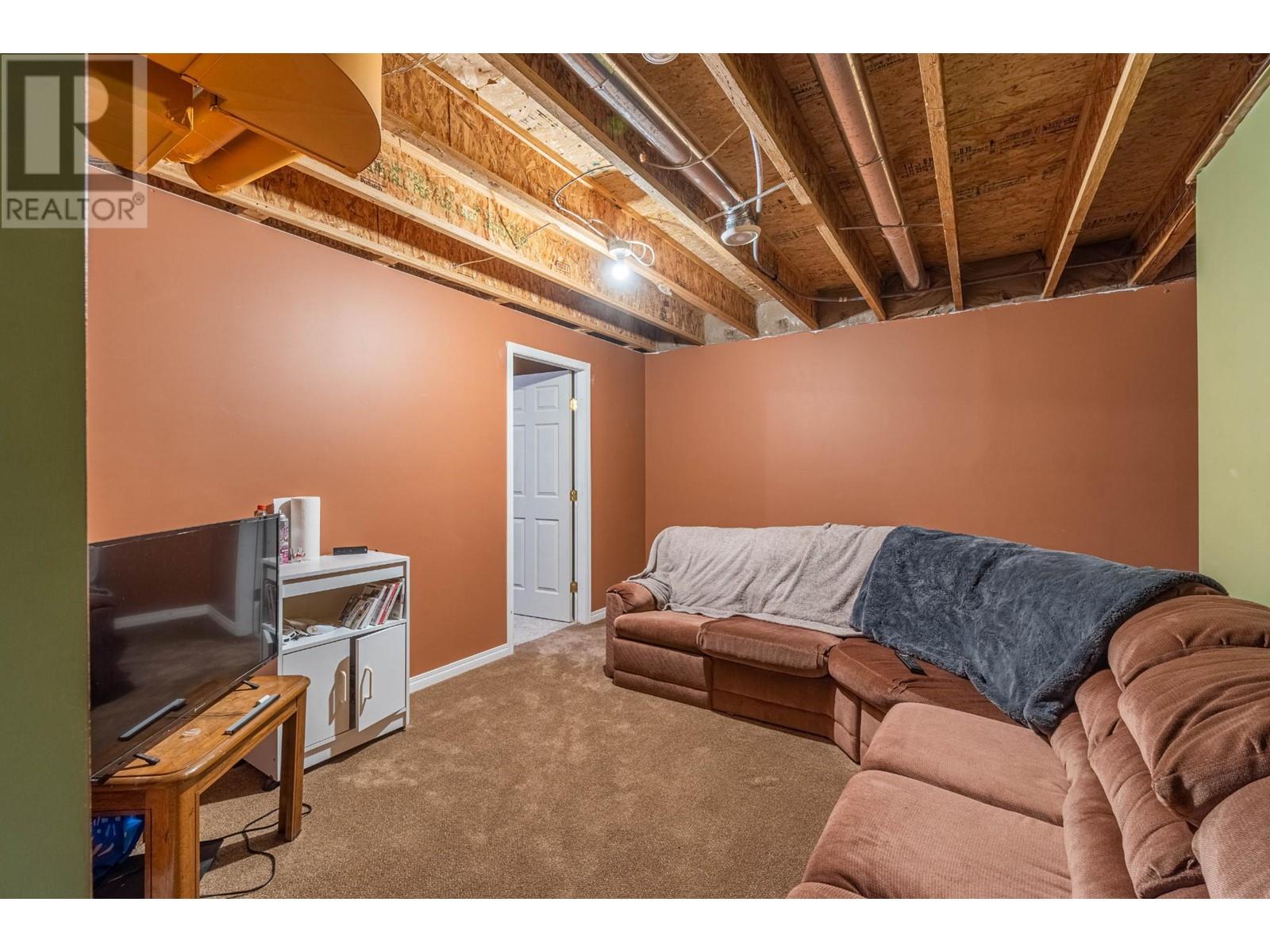 1955 Parkcrest Ave, Kamloops, British Columbia   - Photo 34 - 181046