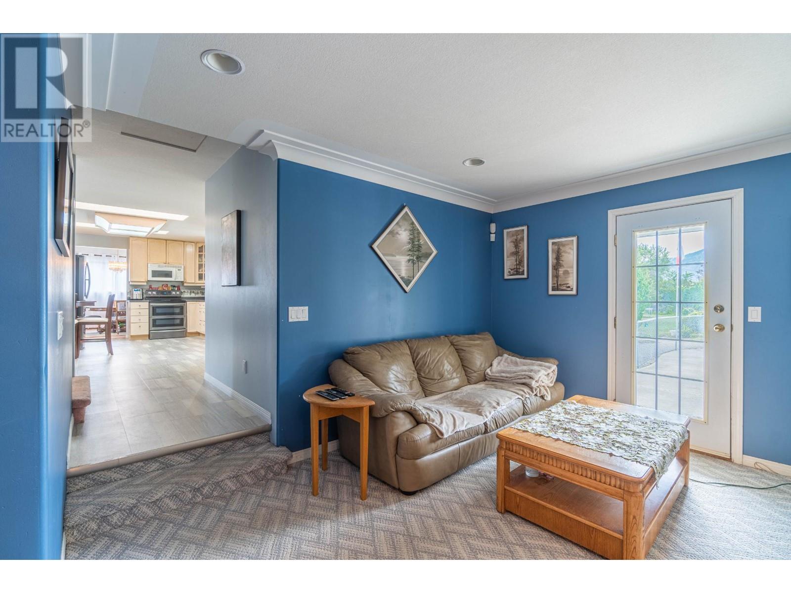 1955 Parkcrest Ave, Kamloops, British Columbia   - Photo 18 - 181046