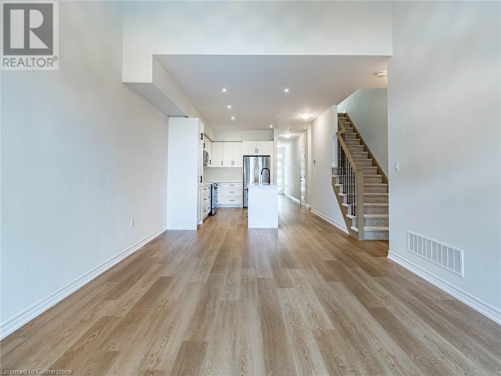 23 Sentinel Lane, Hamilton, Ontario L9C 0G1 - Photo 14 - 40650235