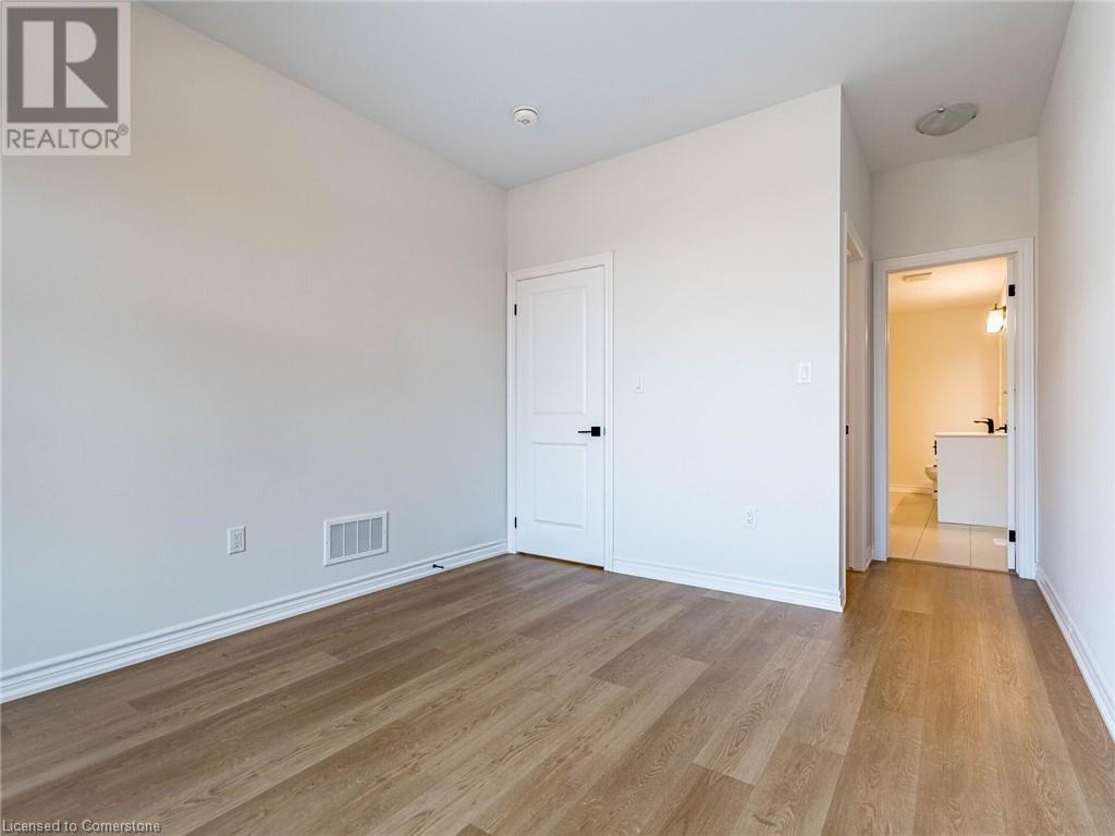 23 Sentinel Lane, Hamilton, Ontario L9C 0G1 - Photo 16 - 40650235