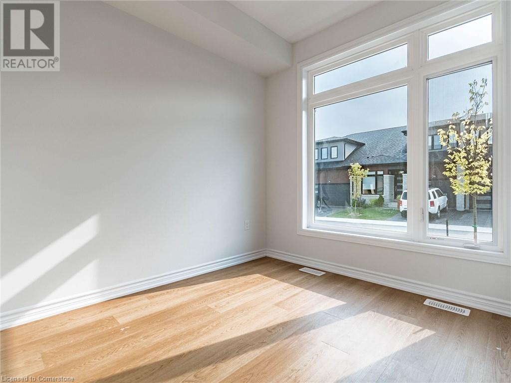 23 Sentinel Lane, Hamilton, Ontario L9C 0G1 - Photo 4 - 40650235