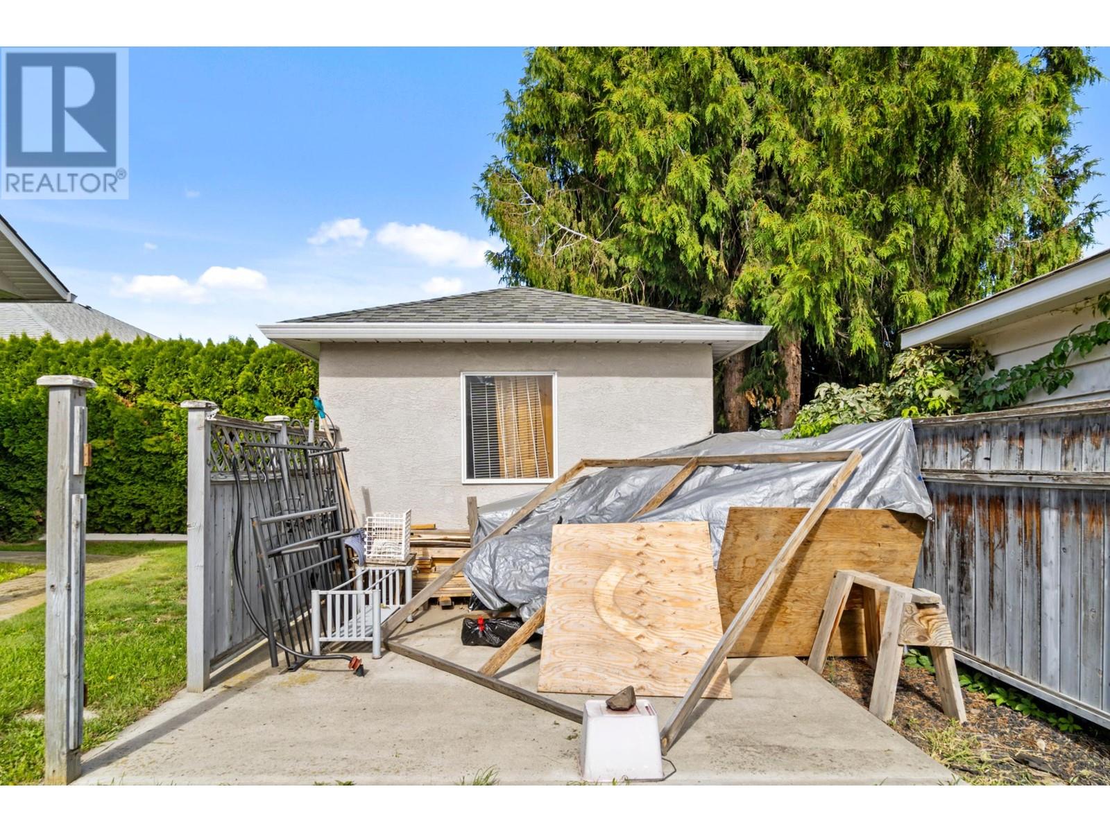 894 Invermere Crt, Kamloops, British Columbia   - Photo 26 - 181050