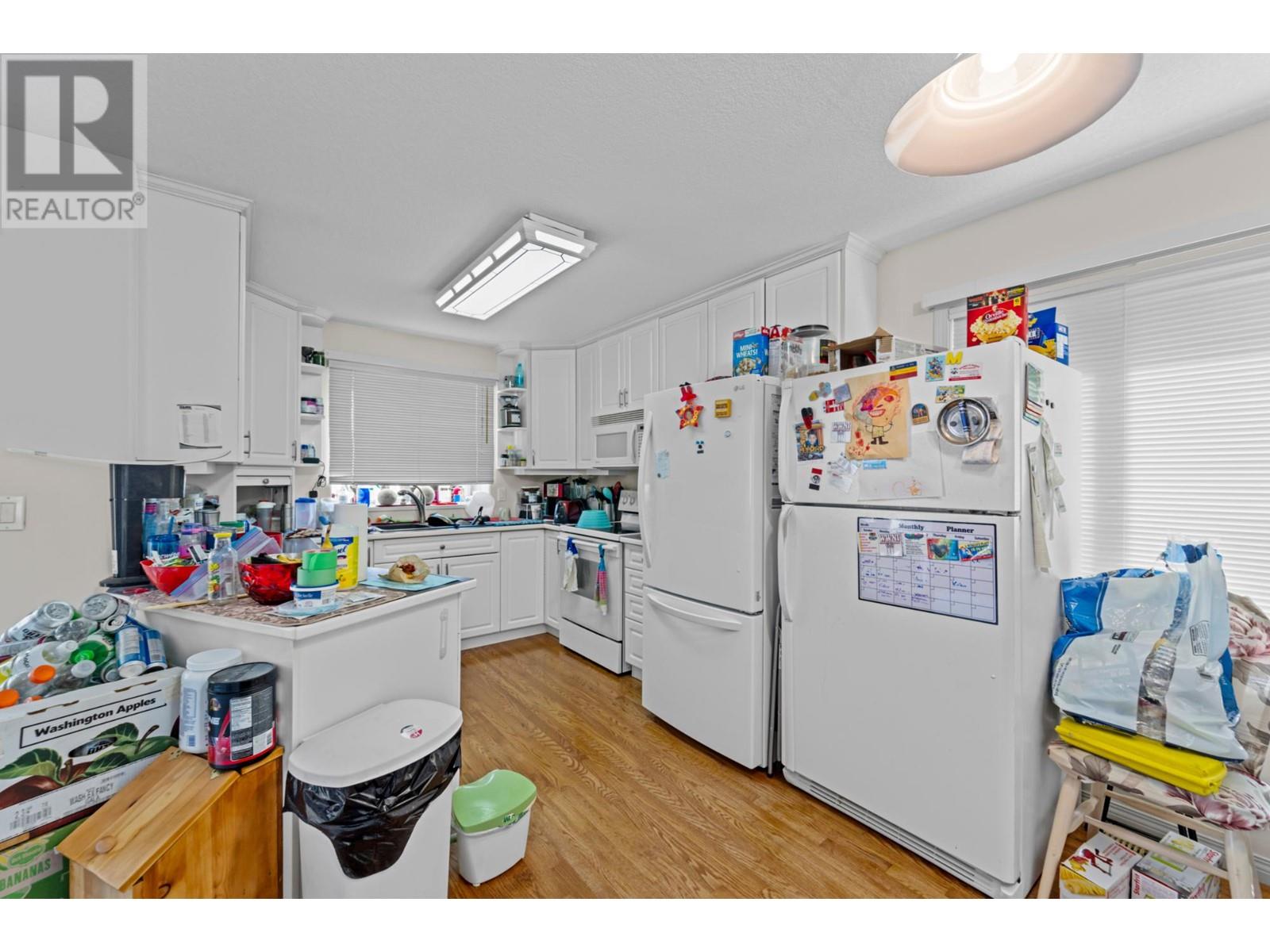 894 Invermere Crt, Kamloops, British Columbia   - Photo 8 - 181050