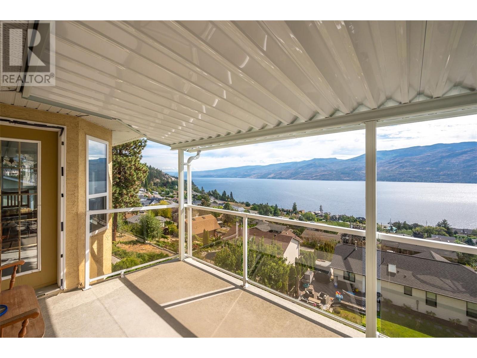 5247 Sutherland Road Peachland