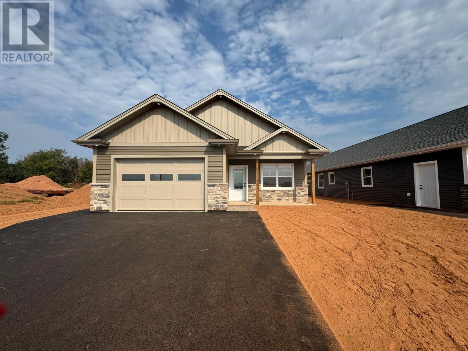 83 Samantha Lane, cornwall, Prince Edward Island