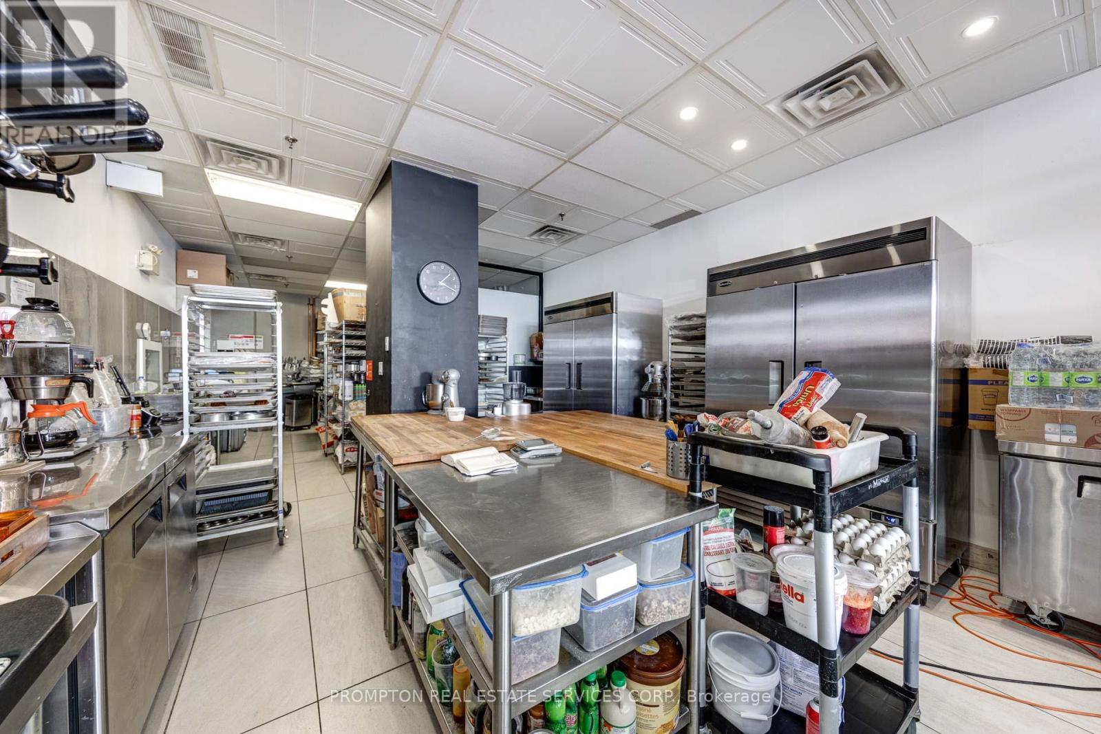 Unit #8 - 245 Eglington Avenue E, Toronto, Ontario  M4P 3B7 - Photo 13 - C9361497