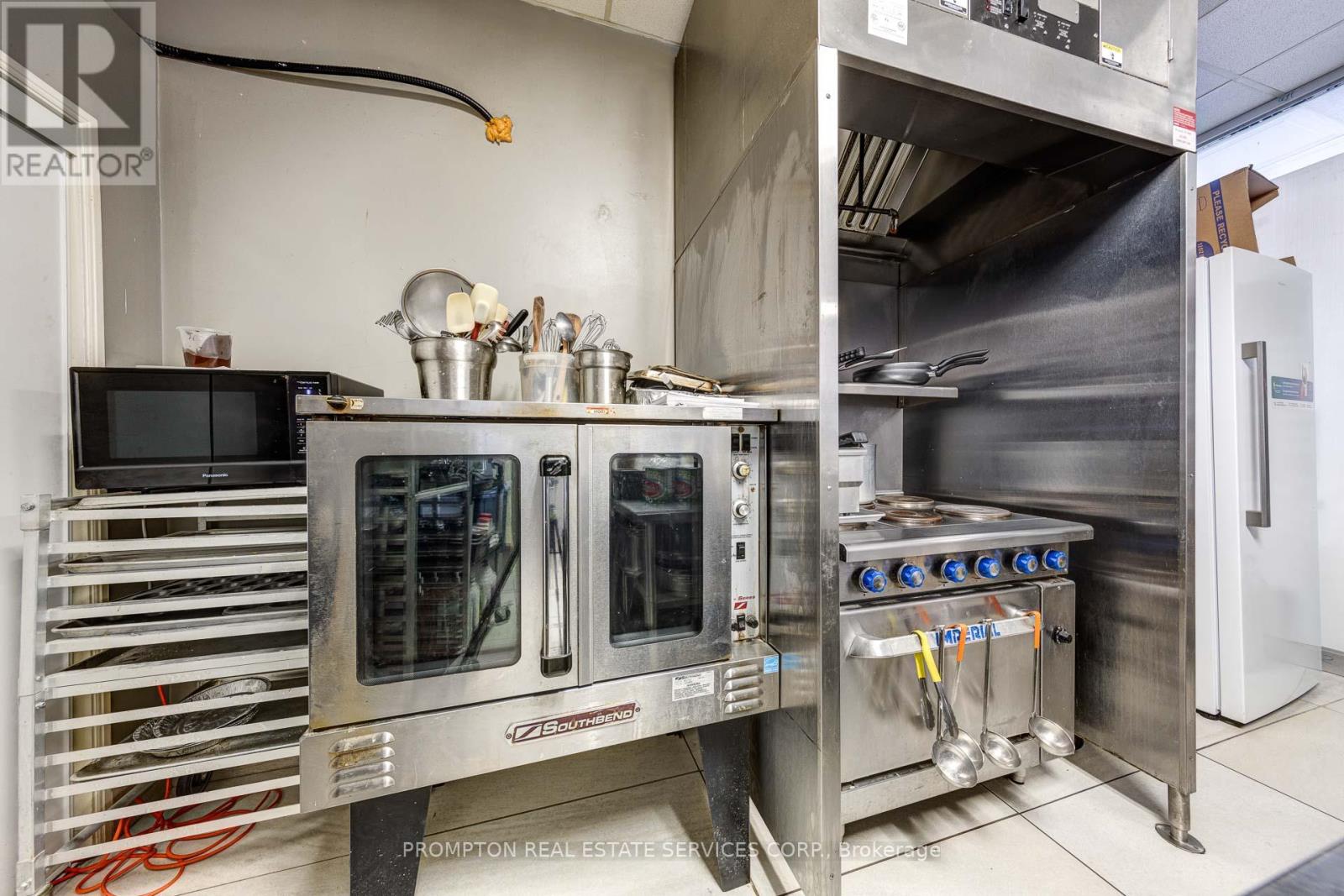Unit #8 - 245 Eglington Avenue E, Toronto, Ontario  M4P 3B7 - Photo 25 - C9361497