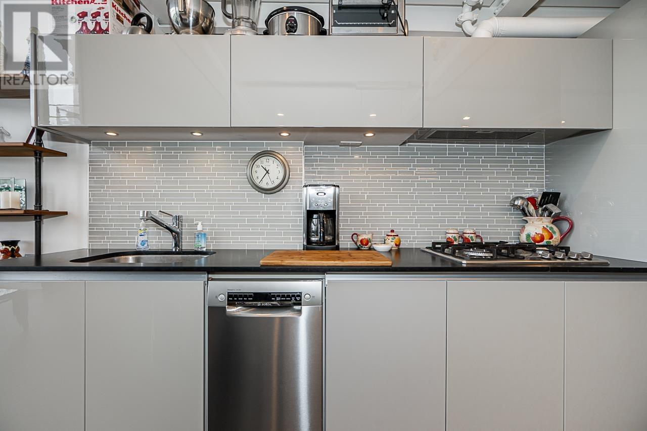 1529 W 6th Avenue, Vancouver, British Columbia  V6J 1R1 - Photo 14 - R2928212