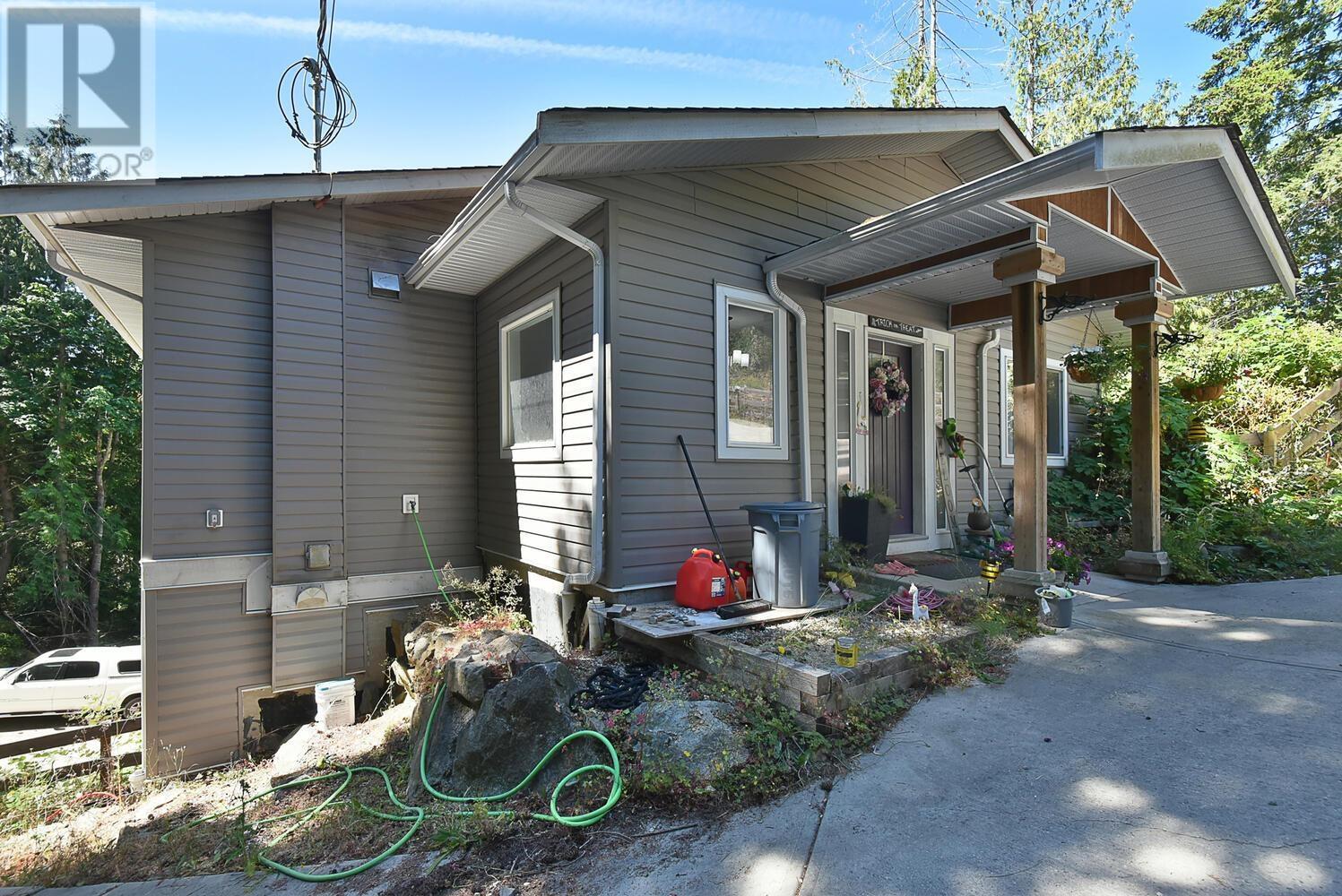 7969 Ravens Cry Road, Halfmoon Bay, British Columbia  V7Z 1C2 - Photo 24 - R2928249