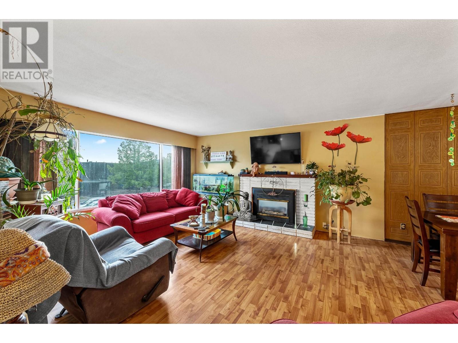 365 Pemberton Terrace, Kamloops, British Columbia  V2C 1T2 - Photo 4 - 181054