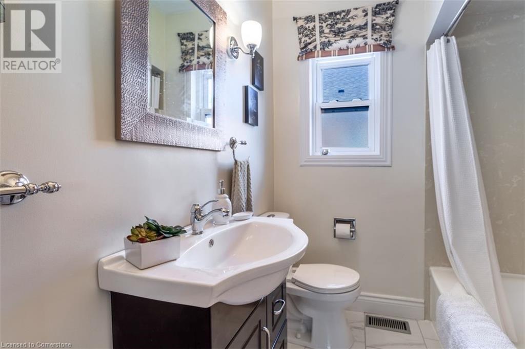 59 East 42nd Street, Hamilton, Ontario L8T 3A1 - Photo 14 - 40650321