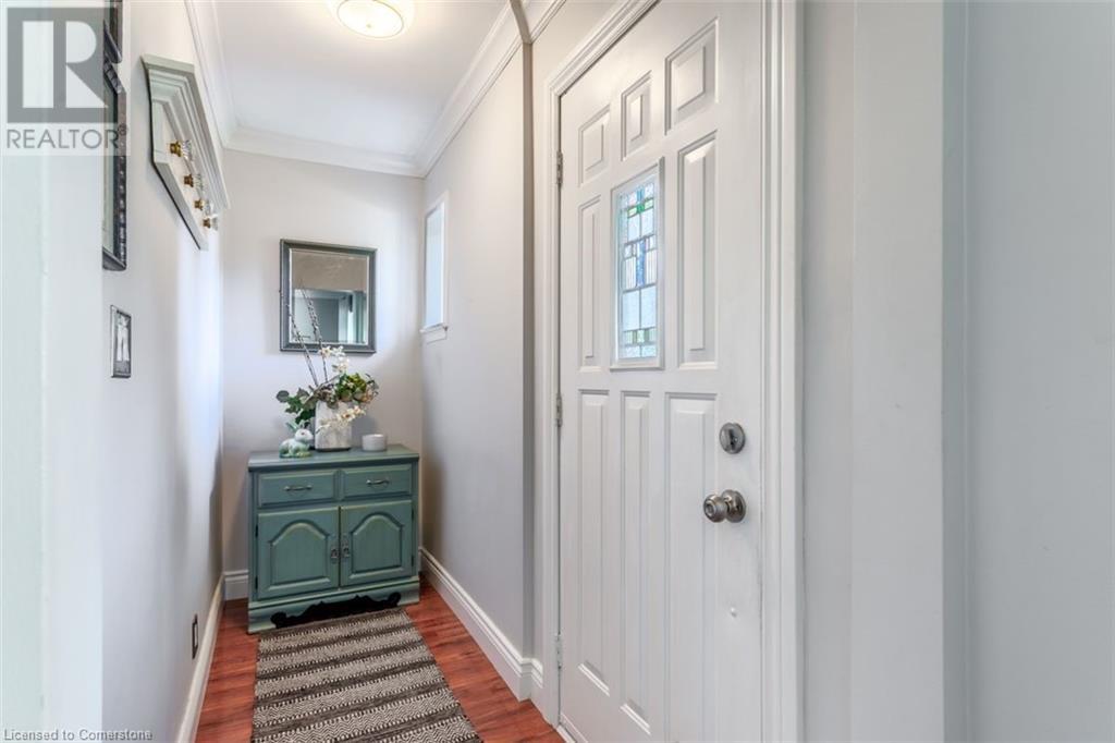 59 East 42nd Street, Hamilton, Ontario L8T 3A1 - Photo 4 - 40650321