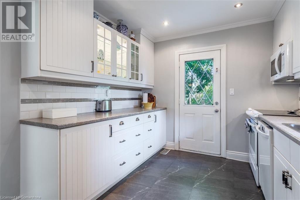 59 East 42nd Street, Hamilton, Ontario L8T 3A1 - Photo 9 - 40650321