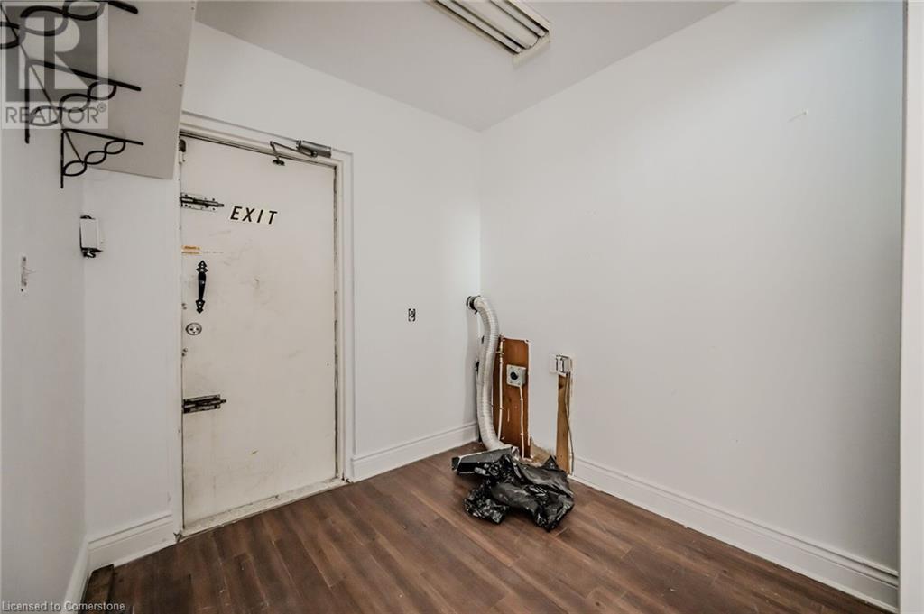 1345 Main Street E, Hamilton, Ontario  L8K 1B6 - Photo 15 - 40650860