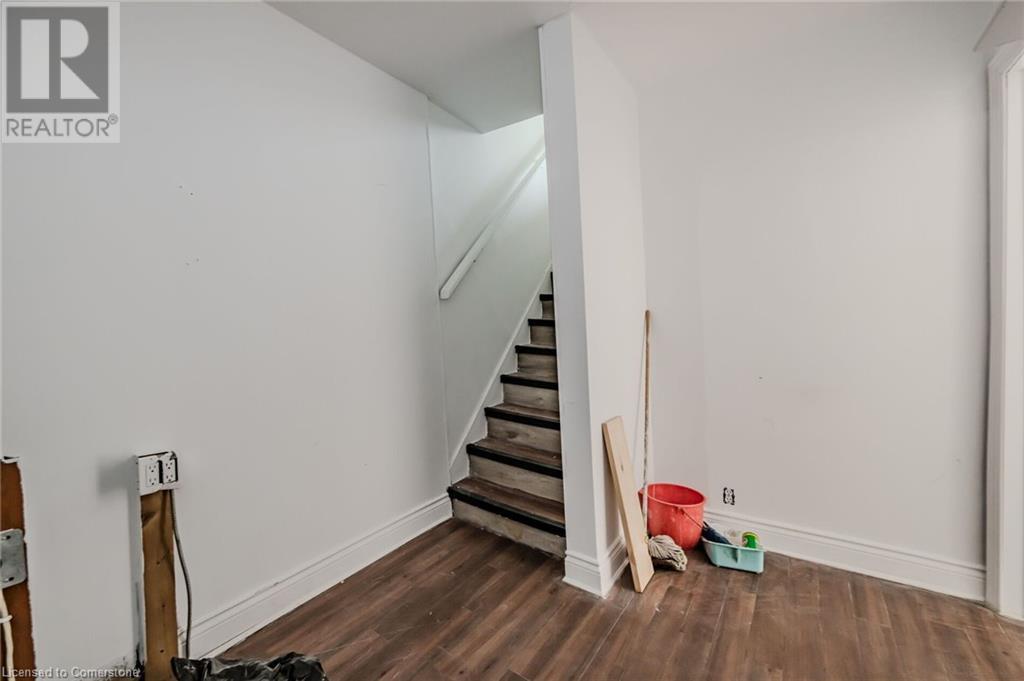 1345 Main Street E, Hamilton, Ontario  L8K 1B6 - Photo 16 - 40650860