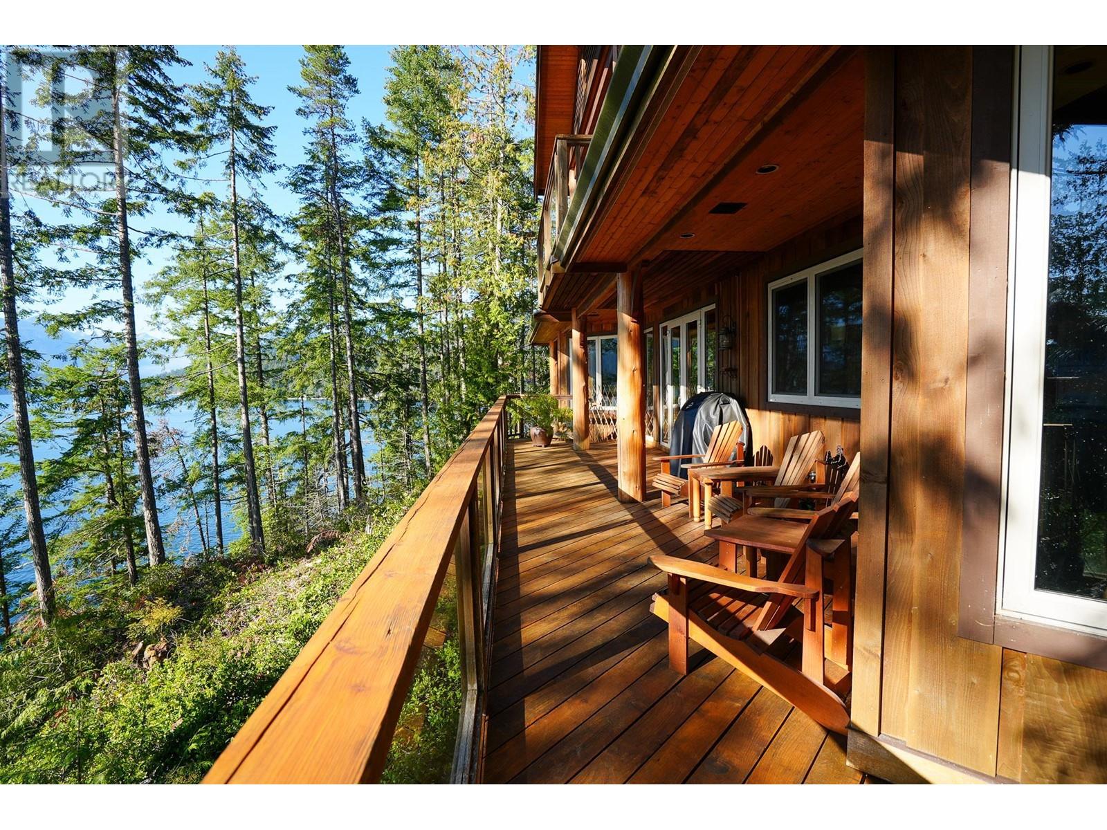 2363 Sasaler Road, Gambier Island, British Columbia  V0N 1V0 - Photo 7 - R2888194