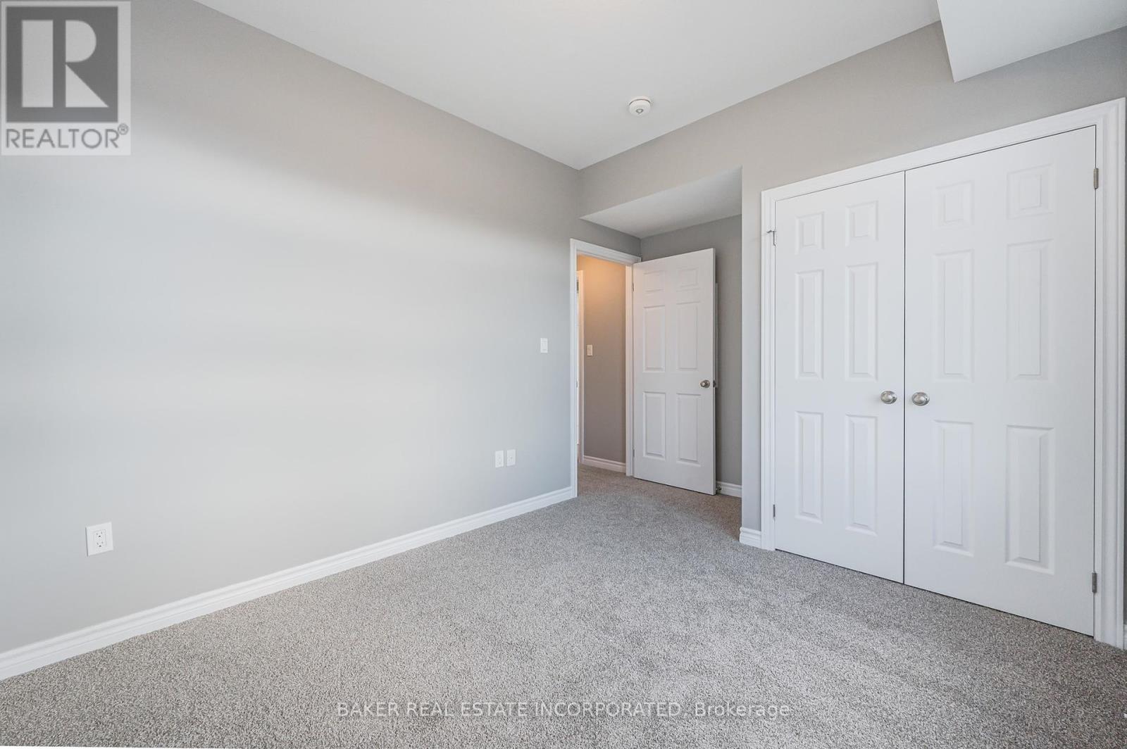 2 - 2 Oat Lane, Kitchener, Ontario  N2R 0T1 - Photo 6 - X9361753