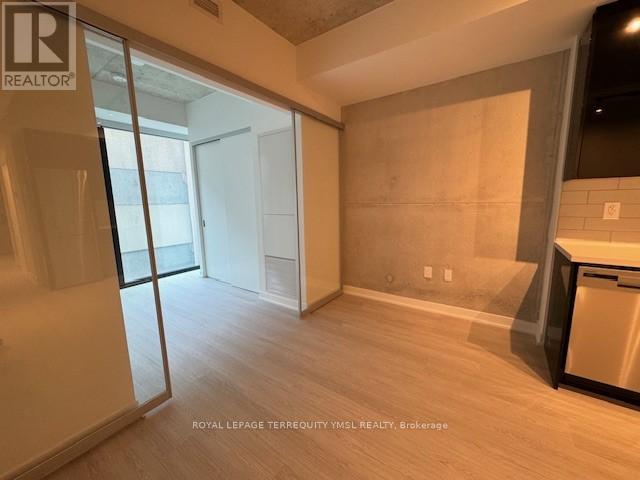 412 - 195 Mccaul Street, Toronto, Ontario  M5T 1W6 - Photo 11 - C9358624