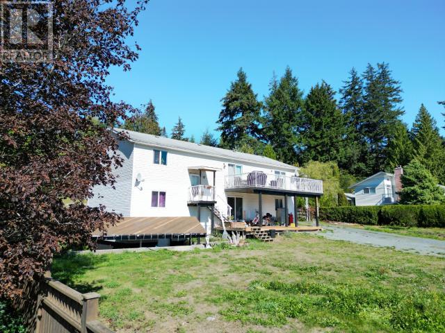 8856 Stark Road, Powell River, British Columbia    - Photo 28 - 18397