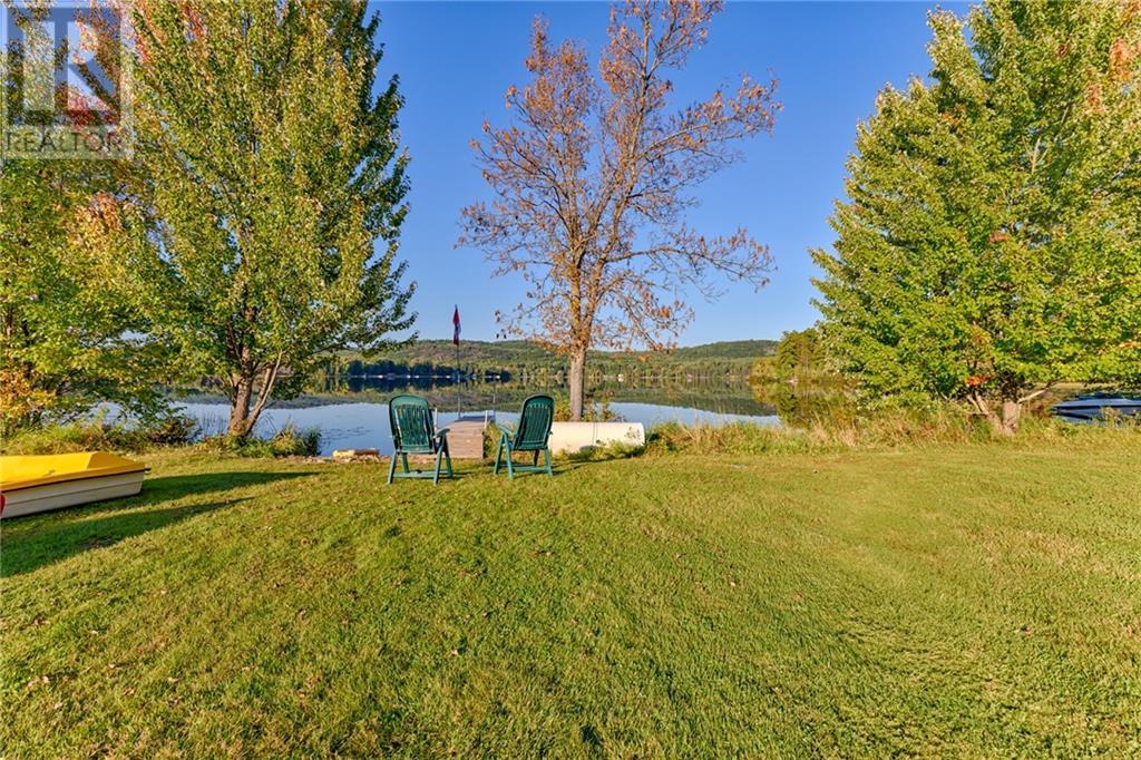 24 KARMACK HAVEN ROAD Golden Lake