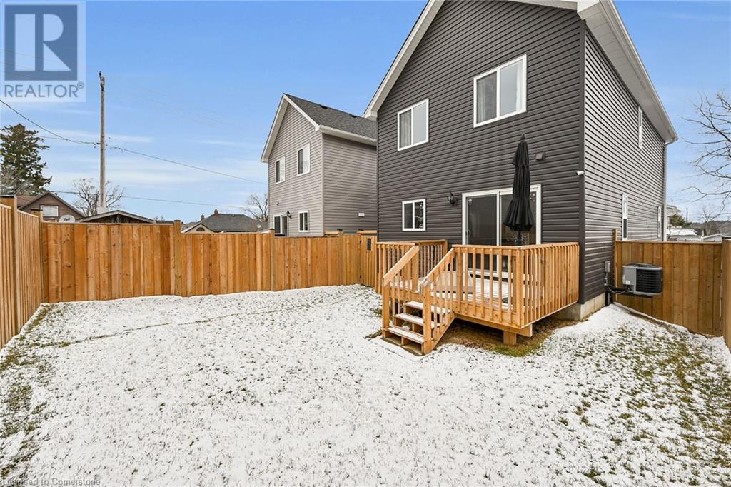 210 S Queen Street S, Simcoe, Ontario N3Y 3C8 - Photo 28 - 40650471