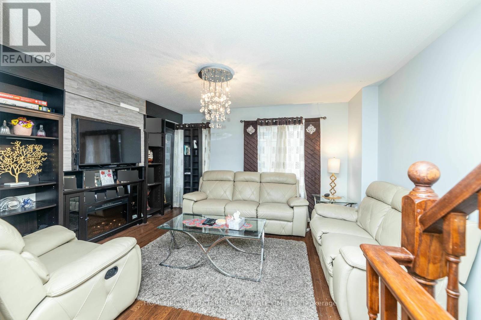 2 Strangford Lane, Toronto, Ontario  M1L 0E4 - Photo 12 - E9354359