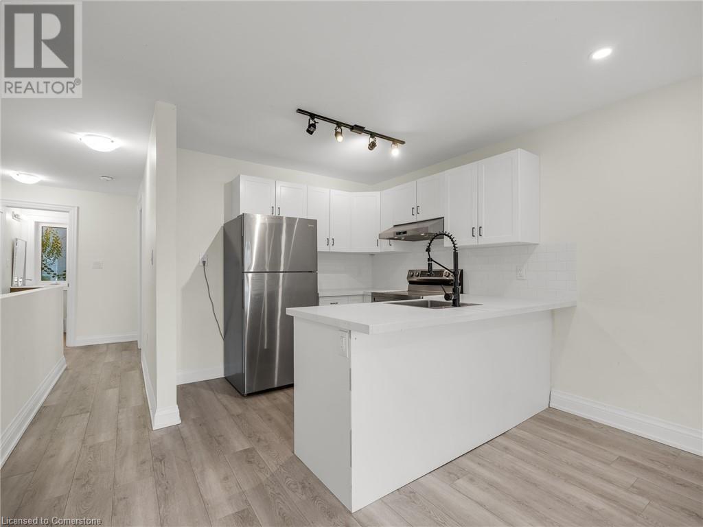 718 Cannon Street E Unit# B, Hamilton, Ontario L8L 2G9 - Photo 2 - XH4206948