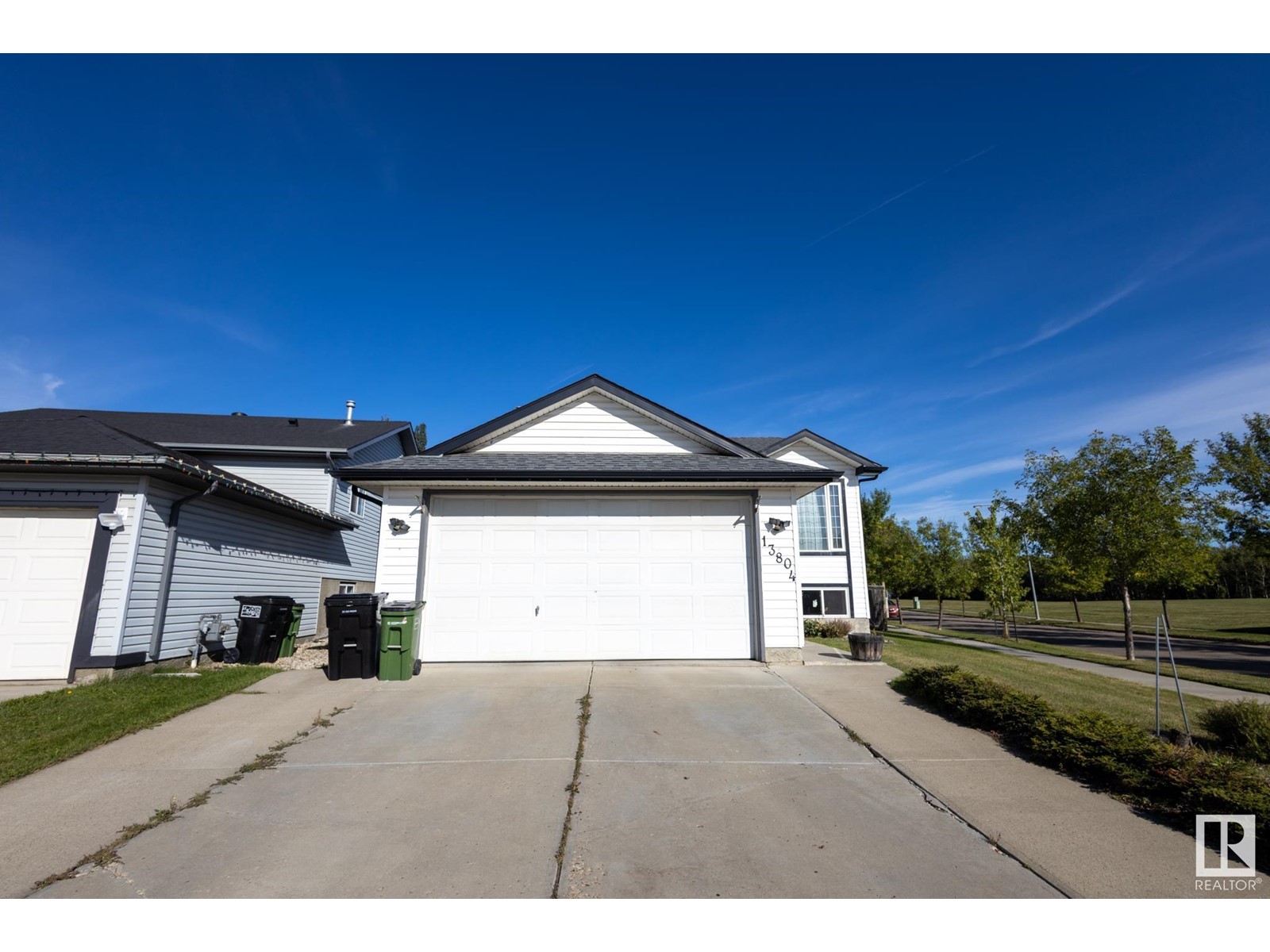 13804 128 Av Nw Nw, Edmonton, Alberta  T5L 5E2 - Photo 2 - E4407436