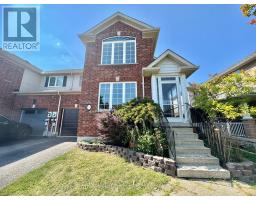 4 BENTLEY CRESCENT, Barrie, Ontario